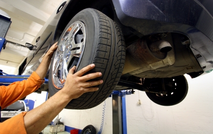 Motors Gives Auto Parts Greater Exposure to Repair Shops